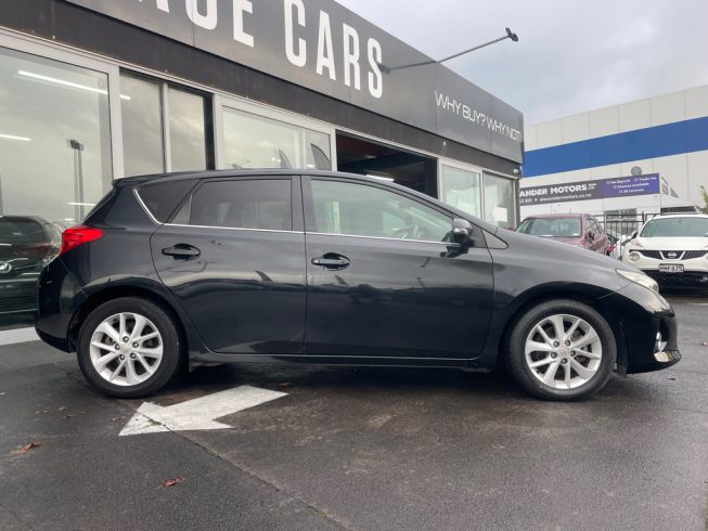 2012 Toyota Auris 180G S-Package image 292732