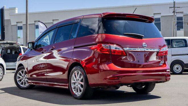 2012 Nissan Lafesta Highway Star-G – 6 Seater – Power Sliding Door image 316855