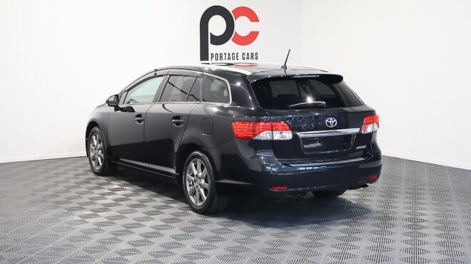 2012 Toyota Avensis Wagon Li image 317714