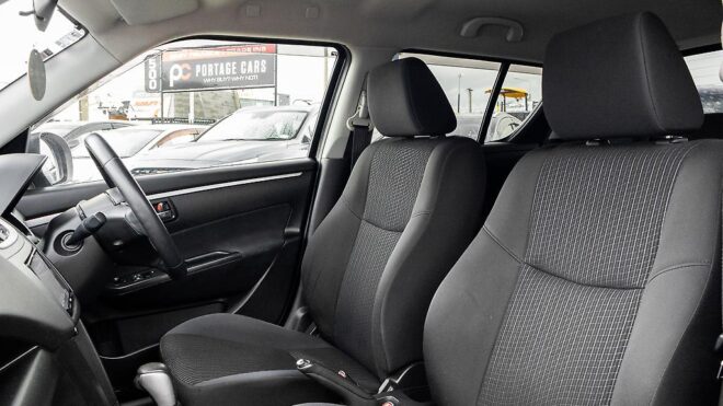 2014 Suzuki Swift Stunning black, Idling stop,Push start image 312866