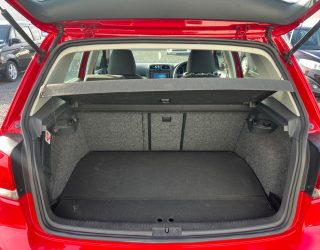 2013 Volkswagen Golf TSI Comfortline – Factory Alloys – Dual Zone Climate image 290998