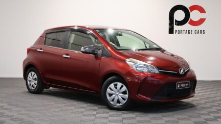 2014 Toyota Vitz Jewela Low KMS image 327243