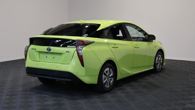 2016 Toyota Prius A Model, Low KMS, Heads up Display image 310588