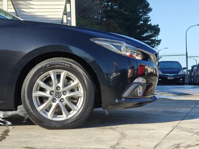 2014 Mazda Axela Hybrid S/ Leather Package/ Low KMS image 289294