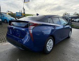 2016 Toyota Prius S Safety Sense Package, Cruise Control image 292140