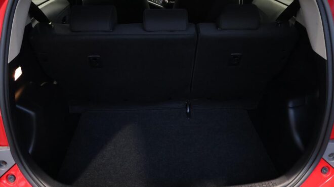 2013 Toyota Aqua S Model, Push Start, Low KMS image 312495