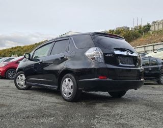 2013 Honda Fit Shuttle Hybrid Smart Selection image 292852