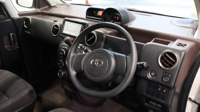 2015 Toyota Spade F Jack image 315434