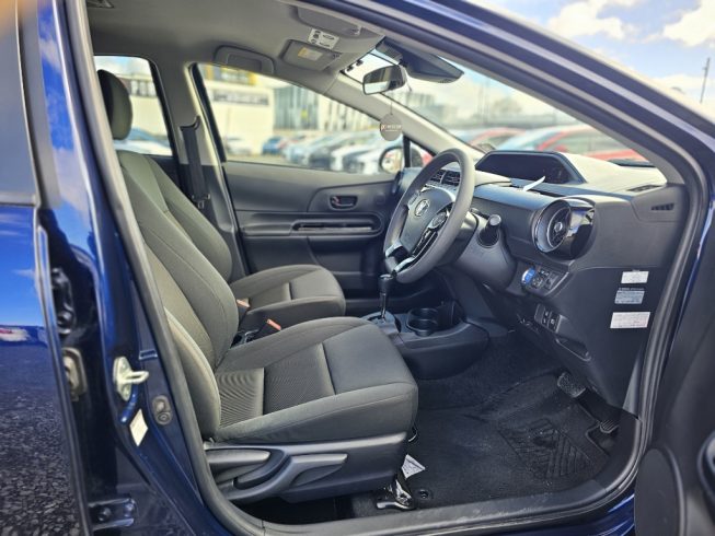 2018 Toyota Aqua Hybrid S Style image 296112