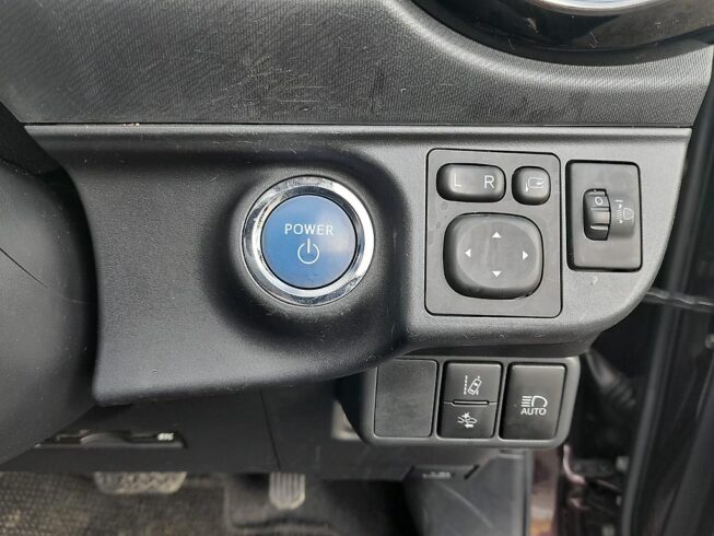 2015 Toyota Aqua Hybrid S Model, Push Start image 298866