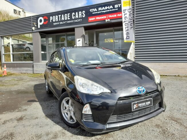 2015 Toyota Aqua Hybrid S Model, Push Start image 298059
