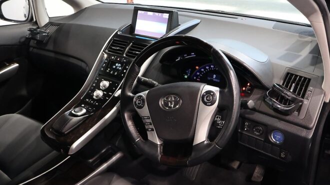 2014 Toyota Sai G Model with Cruise image 315746