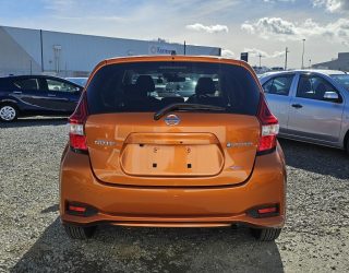 2017 Nissan Note e-power X image 296881