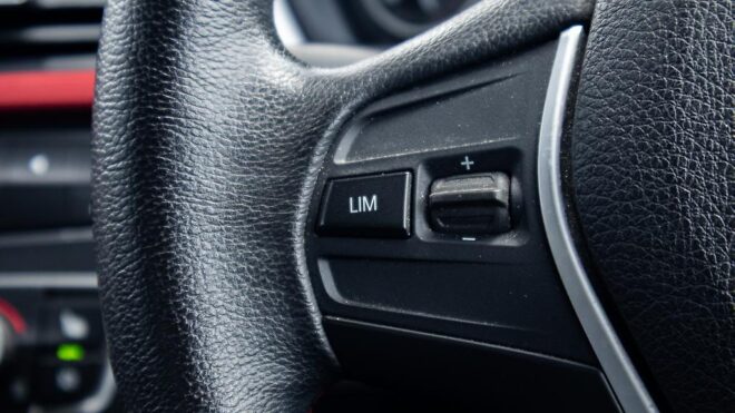 2012 Bmw 320i Sport , Leather PKG image 318666