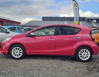 2016 Toyota Aqua Stand out in Pink!! image 297009