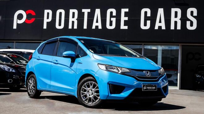 2014 Honda Fit Hybrid F Package, Push start image 308952