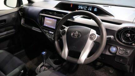 2015 Toyota Aqua S Model, Push Start, Reverse Camera image 319030
