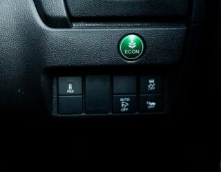 2016 Honda Fit Hybrid F-Package, Heated Seats image 298127