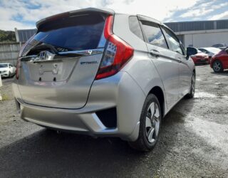 2014 Honda Fit Hybrid F package image 297891
