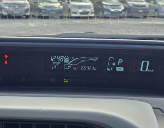 2013 Toyota Aqua S Model. Low KMS image 295903