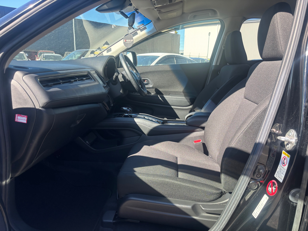 2014 Honda Vezel Hybrid X, Low KMS image 296459