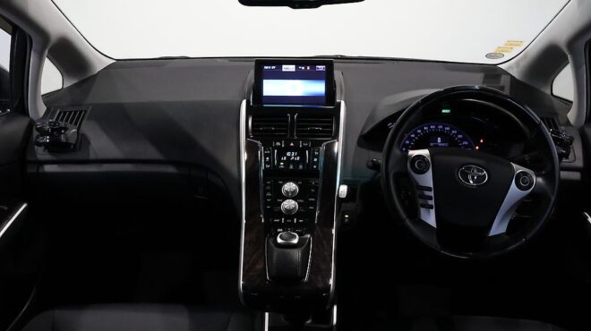 2014 Toyota Sai G Model with Cruise image 315745