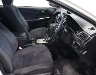 2013 Toyota Camry Hybrid G-Package, Cruise Control, Reverse Camera image 311795