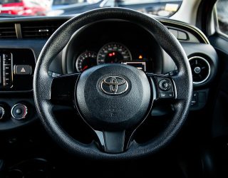 2016 Toyota Vitz U spec, Push Start,Reverse camera image 295718