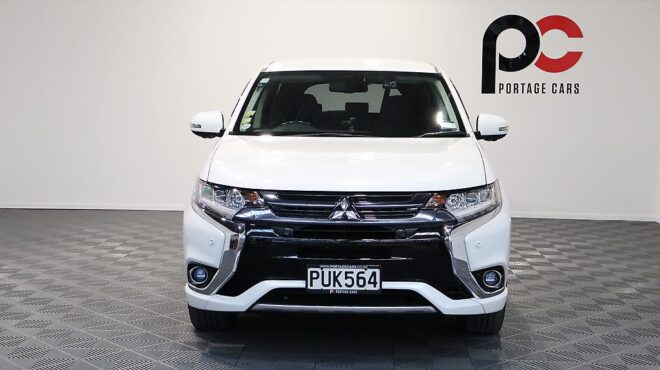 2016 Mitsubishi Outlander PHEV – High Spec – Low KMS image 306874
