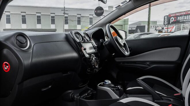 2017 Nissan Note e-power X image 315006