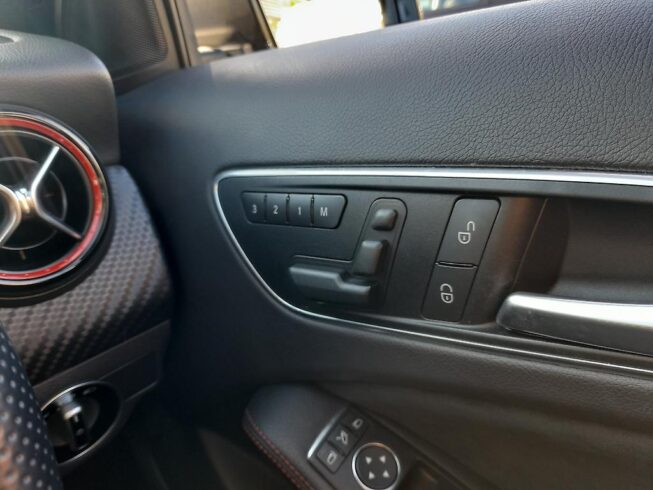 2014 Mercedes-benz A250 Sports AMG Low KMS image 297913