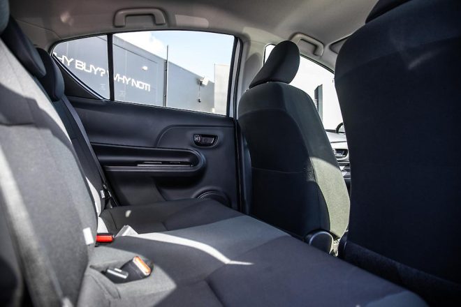 2015 Toyota Aqua Hybrid S Model, Push Start, Reverse Camera image 296659