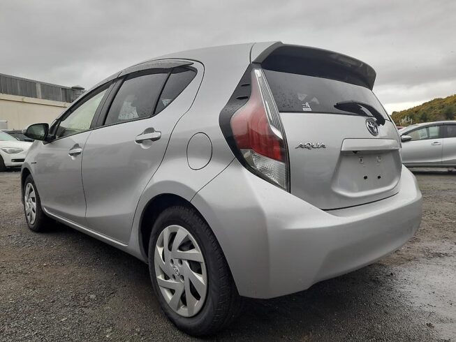 2015 Toyota Aqua S Model, Push Start, Reverse Camera image 298825