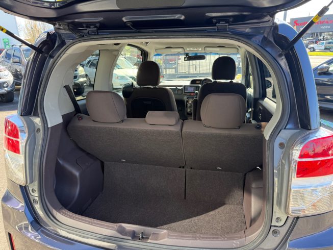 2013 Toyota Spade G Model image 296275