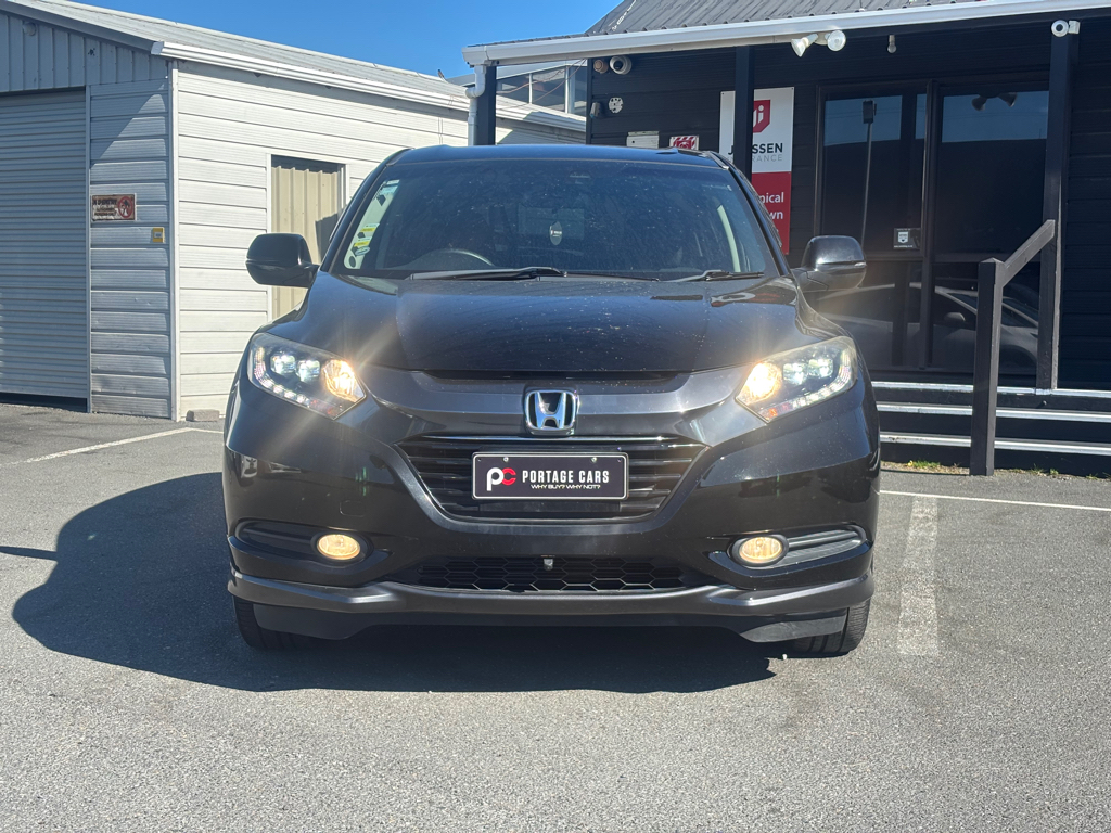 2014 Honda Vezel Hybrid X, Low KMS image 296454