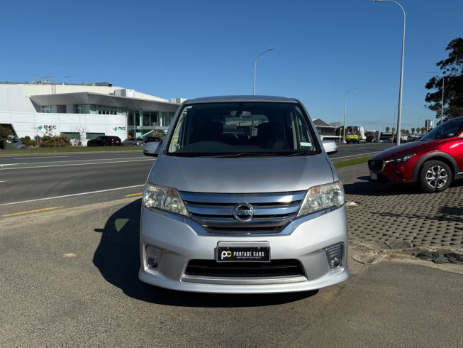 2012 Nissan Serena Highway Star Hybrid image 296753