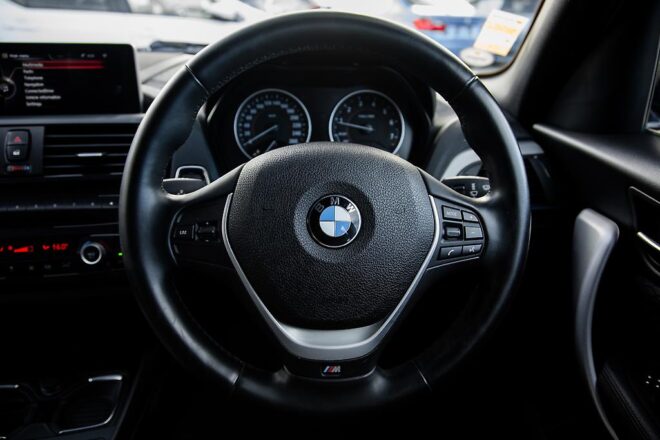 2013 Bmw 116i M sport Interior,Push Start, Parking sensor image 298883