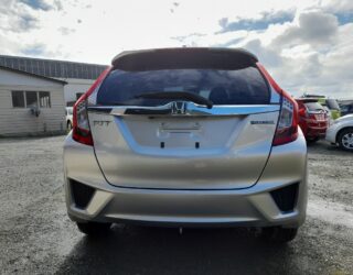 2014 Honda Fit Hybrid F package image 297904