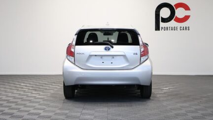 2015 Toyota Aqua S Model, Push Start, Reverse Camera image 319024