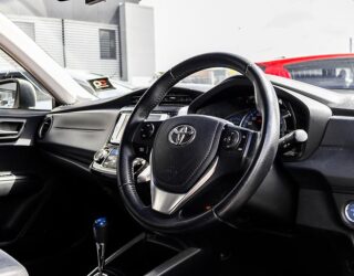 2013 Toyota Corolla Fielder S Model – Push Button Start image 306555