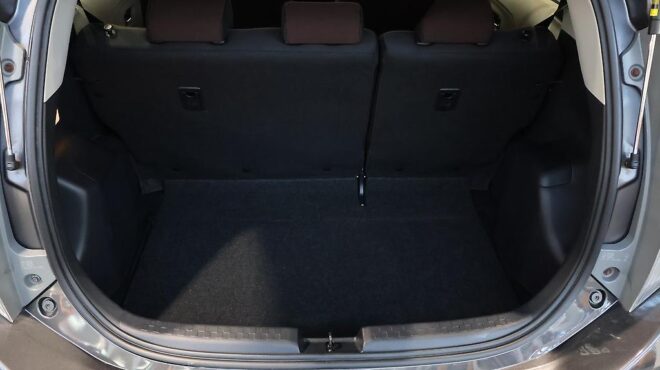 2012 Toyota Aqua G Model Push Start and Reversing Camera image 314835