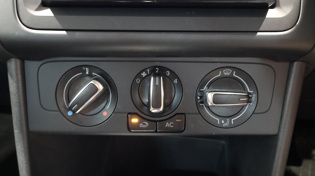 2012 Volkswagen Polo TSI Comfortline – Super Low KMS image 318525