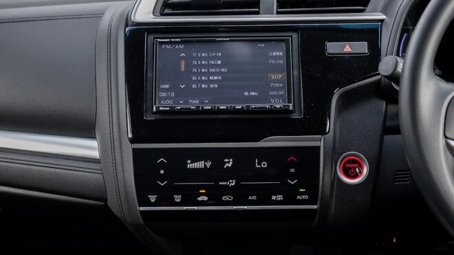 2018 Honda Fit Hybrid F, Push start, Reverse cam image 316185