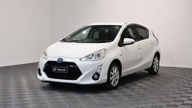 2014 Toyota Aqua G Model, Push Start, Reverse Camera, Cruise Control image 308402