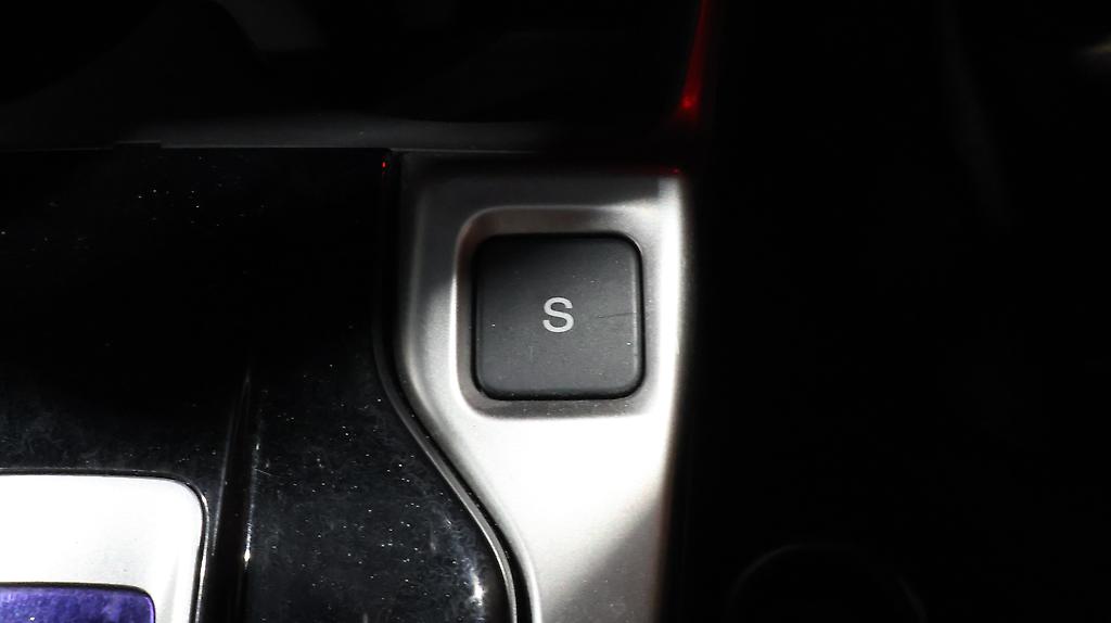 2016 Honda Fit Hybrid F-Package image 316369