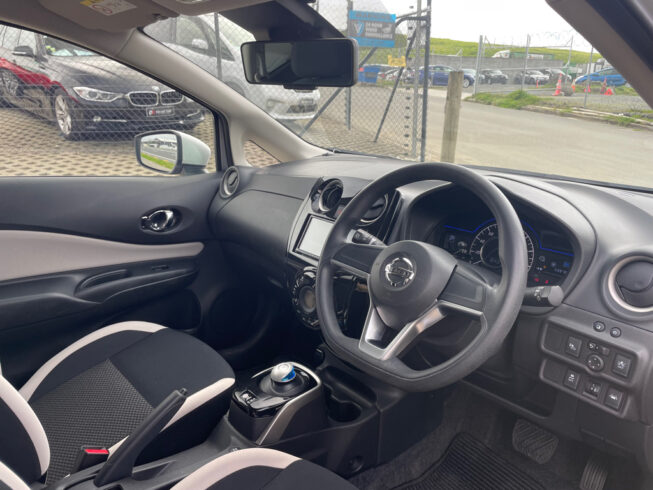 2019 Nissan Note E-power B image 298754