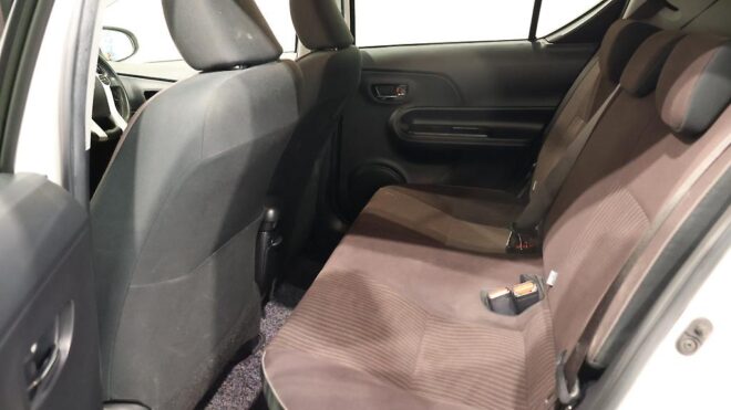 2014 Toyota Aqua G Model, Push Start, Reverse Camera, Cruise Control image 308409