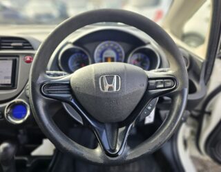 2012 Honda Fit SHUTTLE Hybrid image 299212