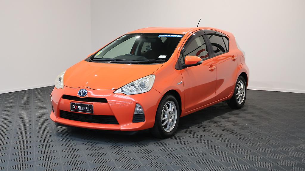 2012 Toyota Aqua Push Button Start – Alloy Wheels image 313346