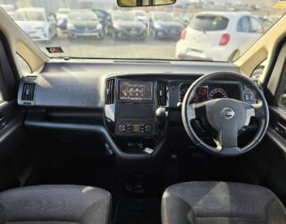 2010 Nissan Serena Highway Star image 299200